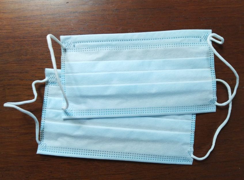 Coronavirus, in Lombardia stop mascherina all’aperto se c’e’ distanza