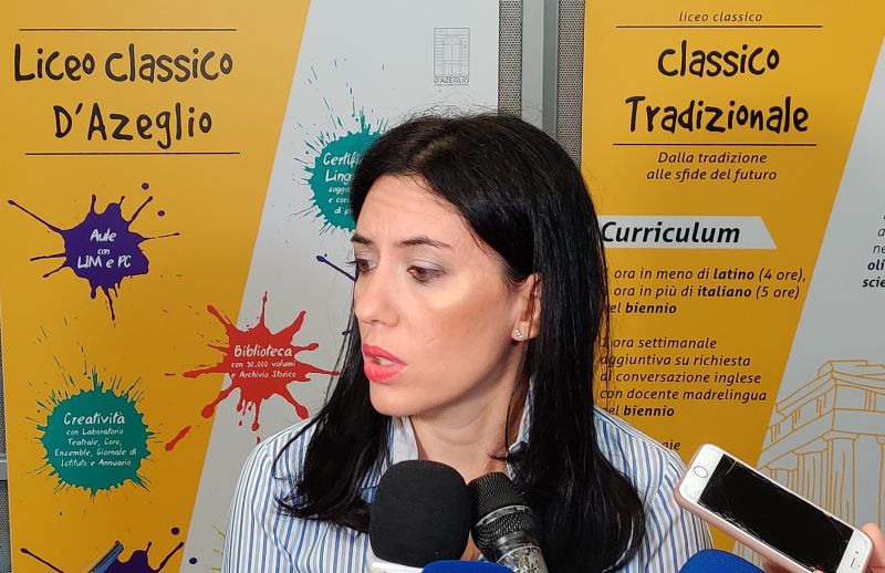 Scuola, Azzolina “Si riparte il 14 settembre, stop lockdown didattica”