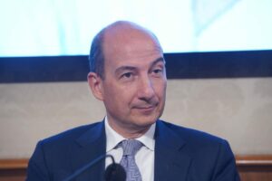 ROMA (ITALPRESS) - "Gli appelli delle organizzazioni degli esercenti evidenziano una situazione di...