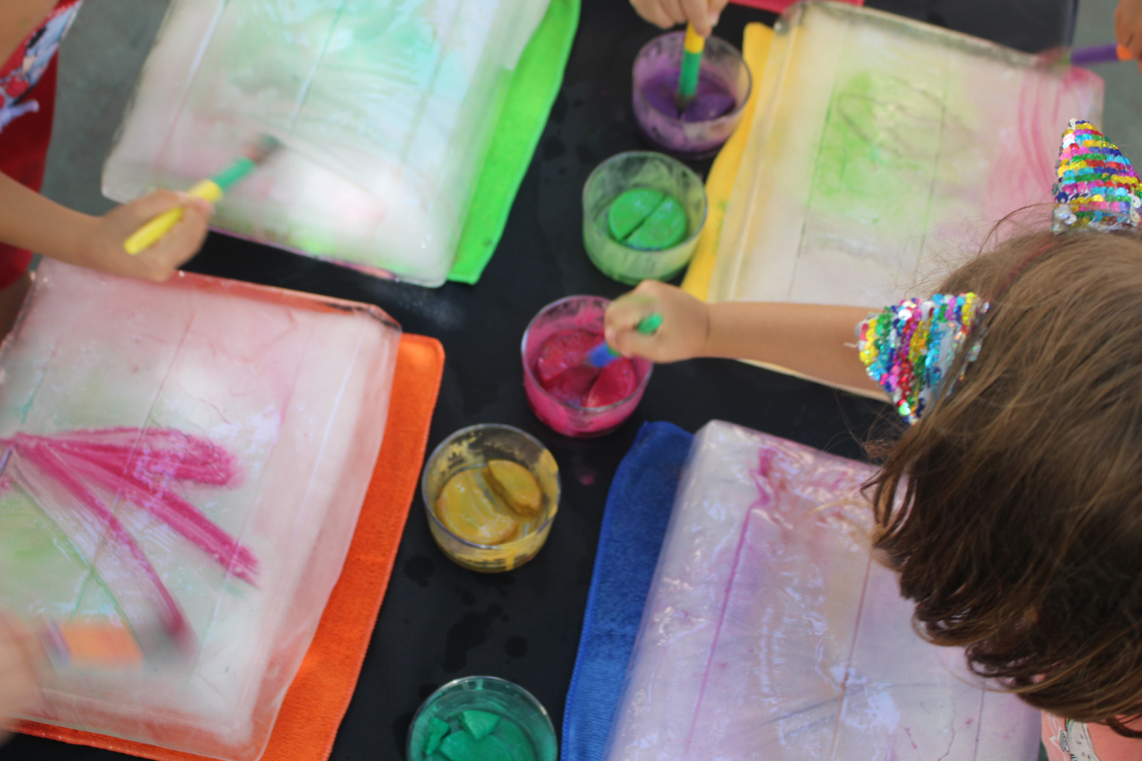 Educatori a domicilio e all’aperto, Mission Bambini supporta 900 famiglie in difficoltà