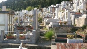 Emergenza cimiteri a Palermo