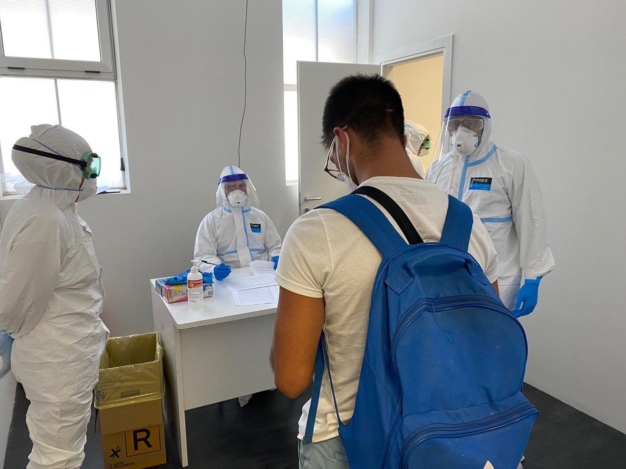 La variante Delta avanza in Sicilia, positivi in 10 atterrati a Palermo