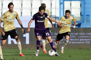 FERRARA (ITALPRESS) - La Fiorentina termina la sua stagione con un'altra vittoria, questa volta ai...
