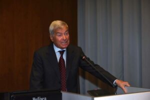 ROMA (ITALPRESS) - "Bene alcune misure come la proroga degli ammortizzatori sociali e la moratoria...