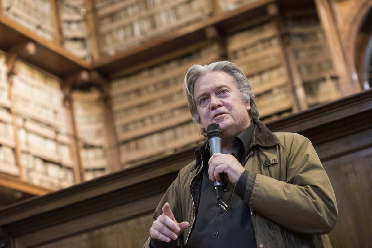 Arrestato per frode Steve Bannon, l’ex stratega di Trump