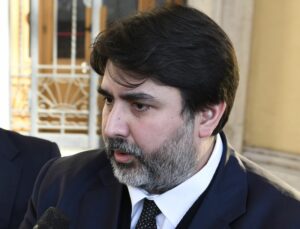 CAGLIARI (ITALPRESS) - Dopo la "liberazione" degli ospiti del resort nell'isola di Santo Stefano, in...