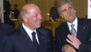 ROMA (ITALPRESS) - Il mondo del pugilato piange la scomparsa di Alessandro Mazzinghi, uno dei più...