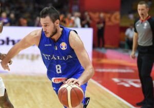 ORLANDO (USA) (ITALPRESS) - Oklahoma City batte Houston e si porta sul 2-1 nella serie valida per il...