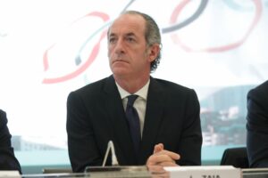 VERONA (ITALPRESS) - Il presidente del Veneto, Luca Zaia, sta per firmare la dichiarazione dello...