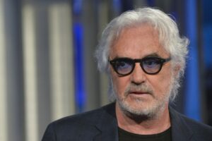 ROMA (ITALPRESS) - "Flavio Briatore domenica sera, accusando leggera febbre e sintomi di...