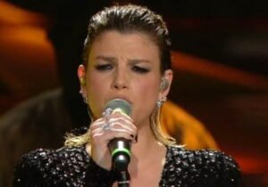 MILANO (ITALPRESS) - In un'intervista a Grazia, in edicola questa settimana, Emma Marrone racconta...