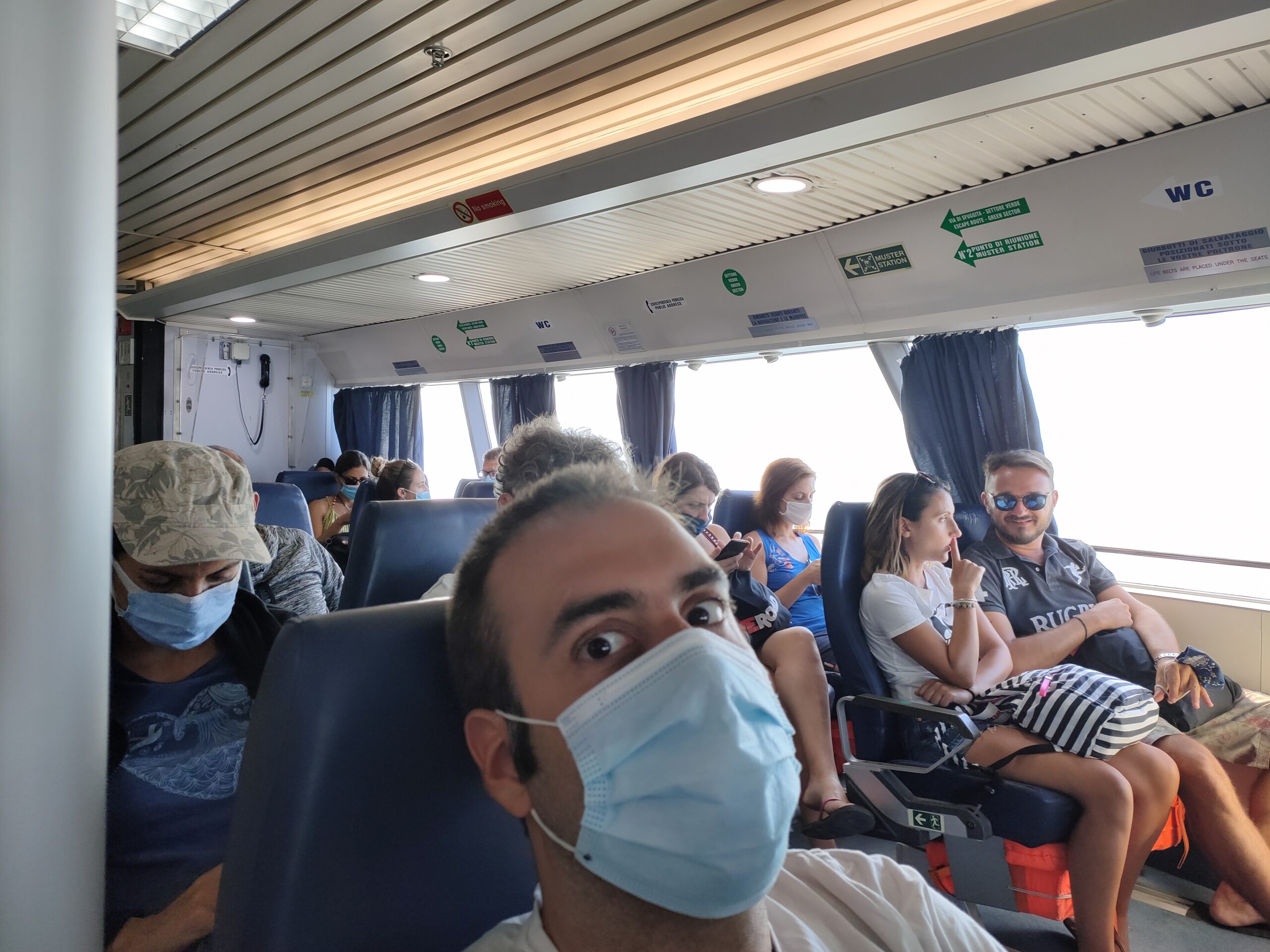 Nessuna misura di sicurezza per andare a Favignana, la denuncia di un lettore