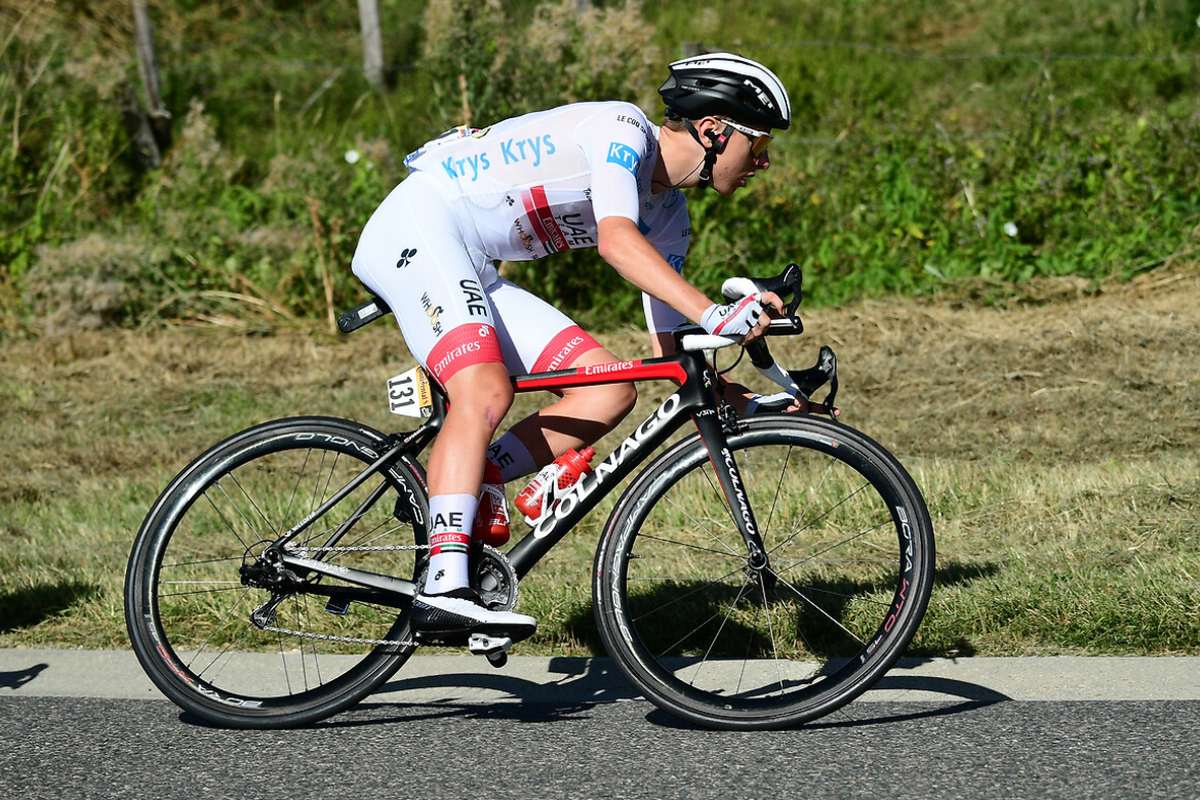 Pogacar vince la 15^ tappa del Tour ma Roglic è sempre più in giallo