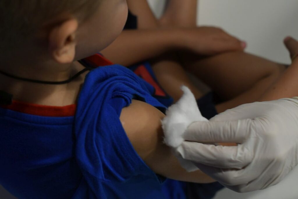 Difterite a Palermo, controlli nelle scuole e vaccini: l’Asp rafforza la profilassi