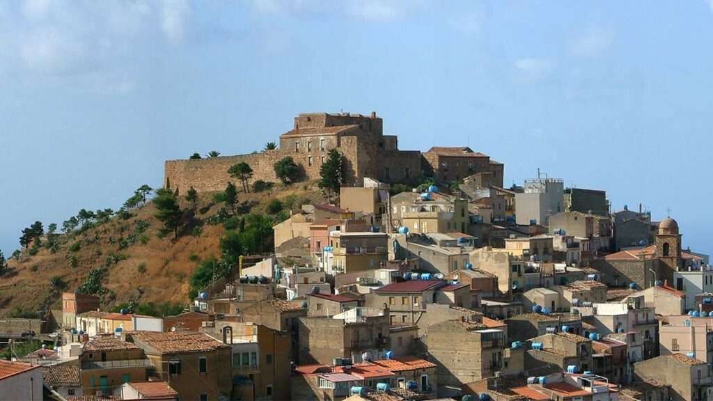 Caronia, incidente sul lavoro: operaio muore folgorato