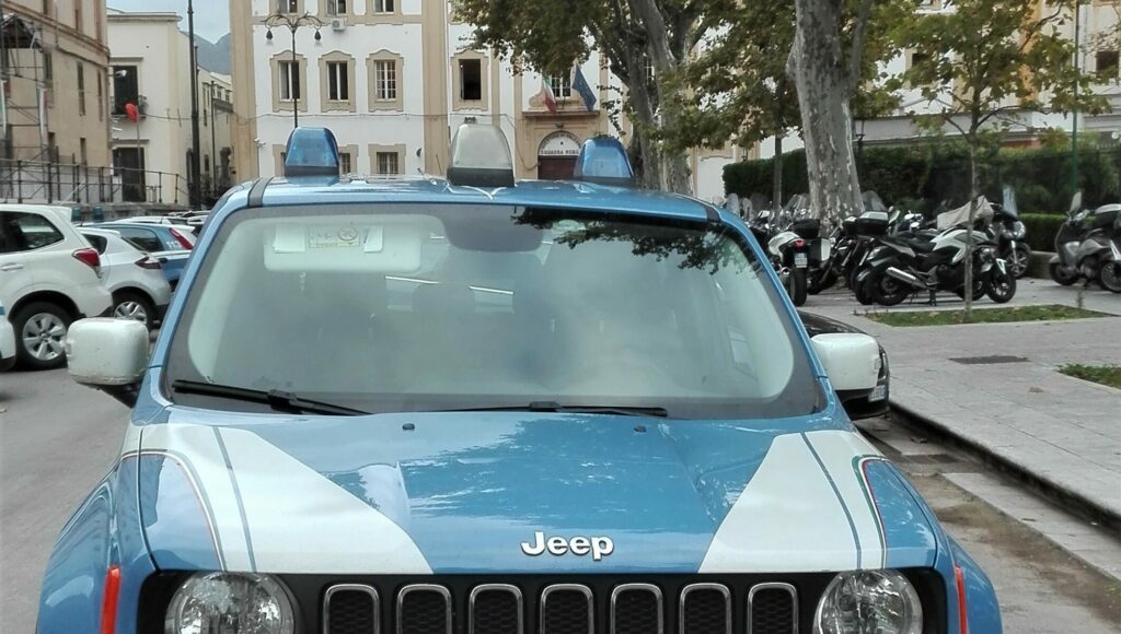 Palermo, tentata estorsione a un commerciante: 40enne arrestato