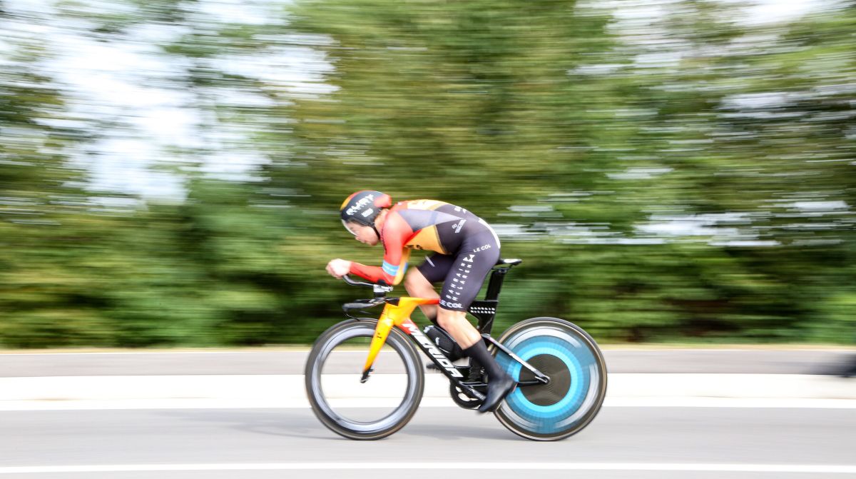 Tratnik vince per distacco a San Daniele del Friuli, Almeida rosa