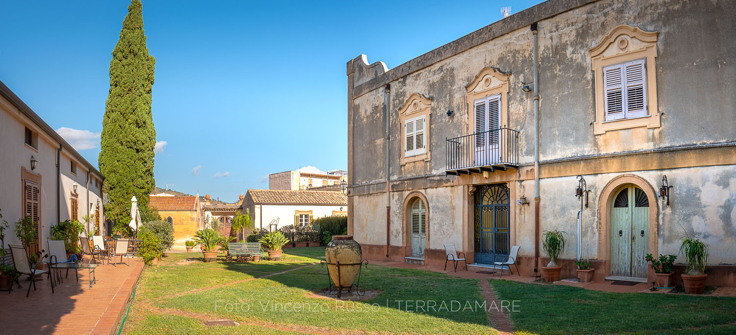 Visite alla Camera dello Scirocco di Villa Naselli con Terradamare