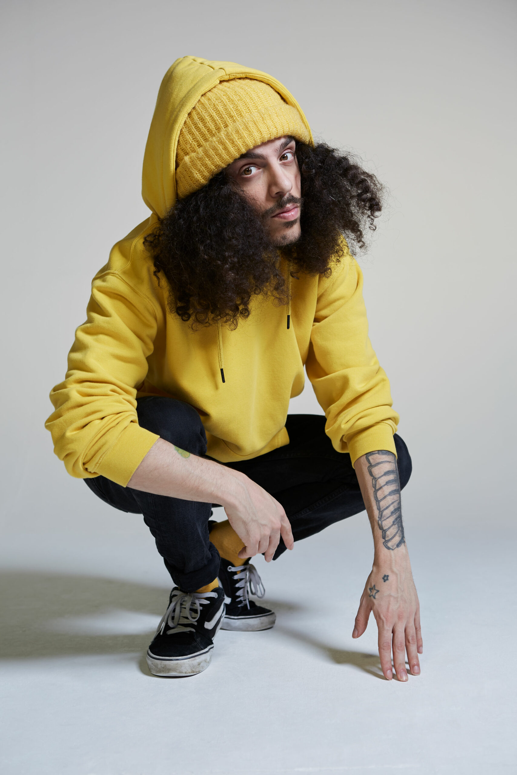 Imparare a scrivere una canzone con Davide Shorty, arriva il laboratorio gratuito per gli under 25