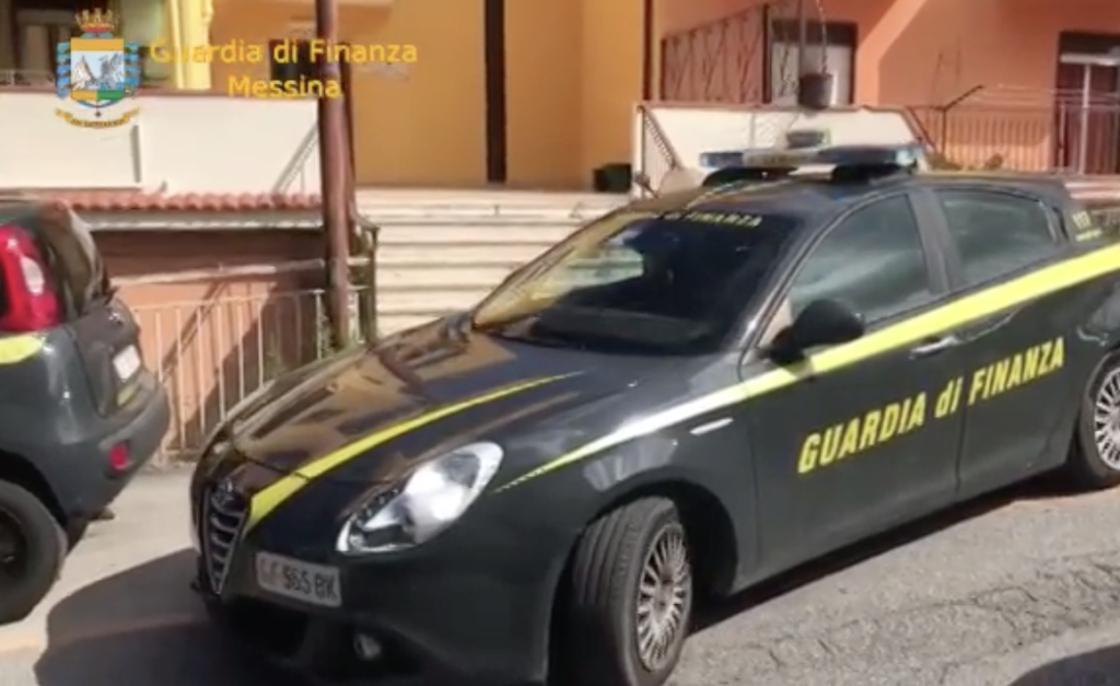 Truffa fondi europei per oltre 1mln di euro: otto persone denunciate