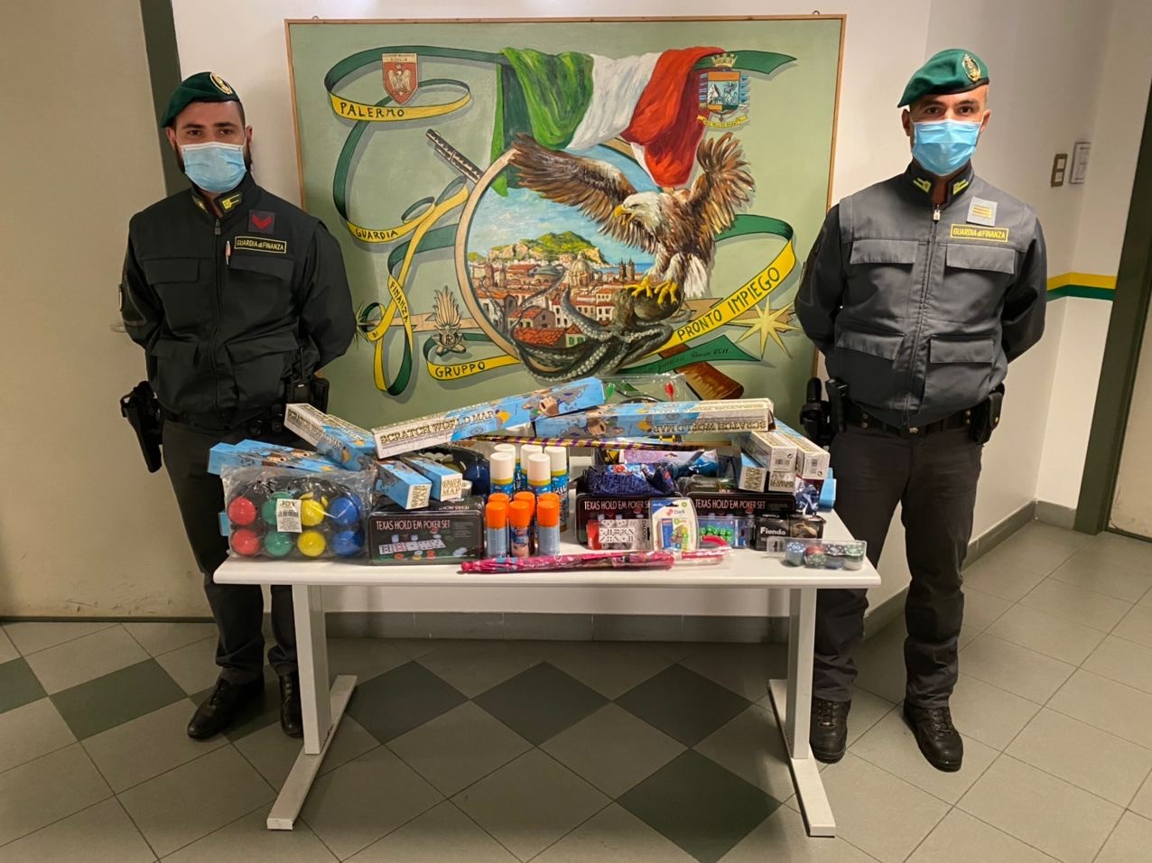 Sequestrati circa 900 giocattoli senza marchio CE a Palermo