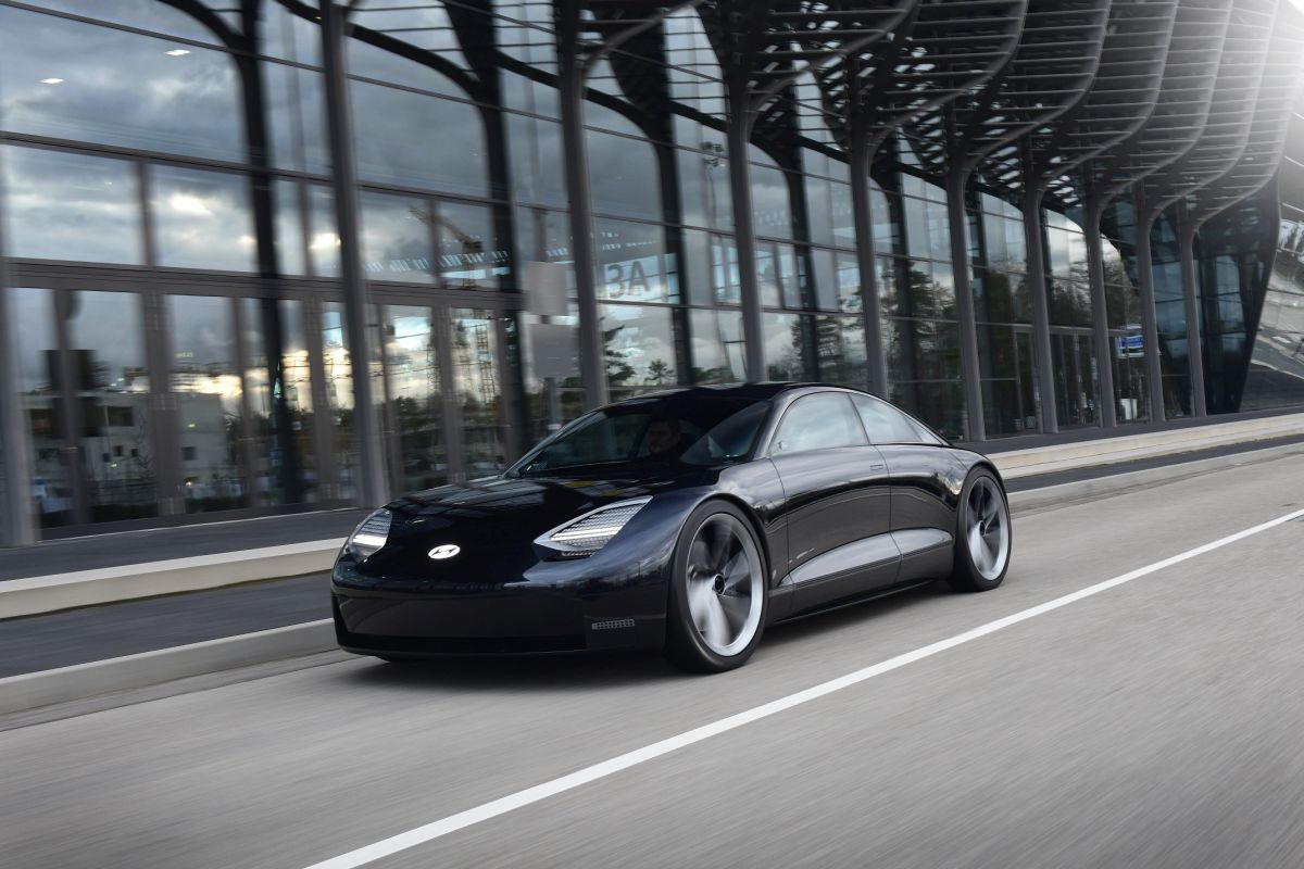 Il Concept Hyundai EV “Prophecy” premiato con il Car Design Award 2020