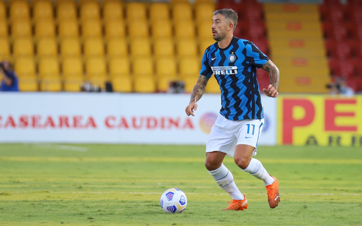 Altra tegola per l’Inter, Kolarov positivo al coronavirus