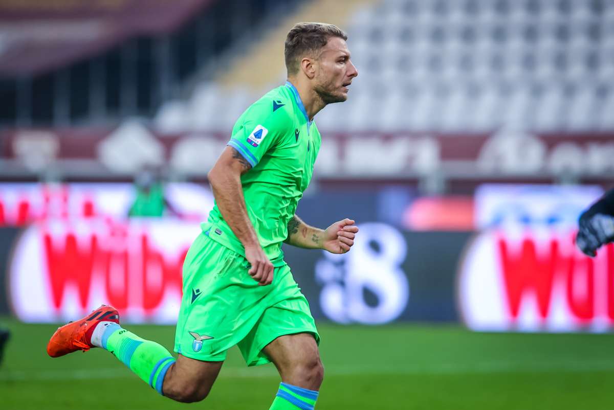 Immobile e Correa in gol, la Lazio passa a Crotone 2-0