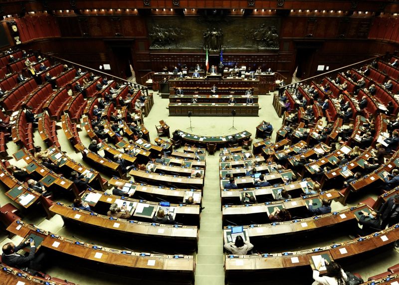 Ok Camera a scostamento di bilancio, Conte “Avanti con dialogo”