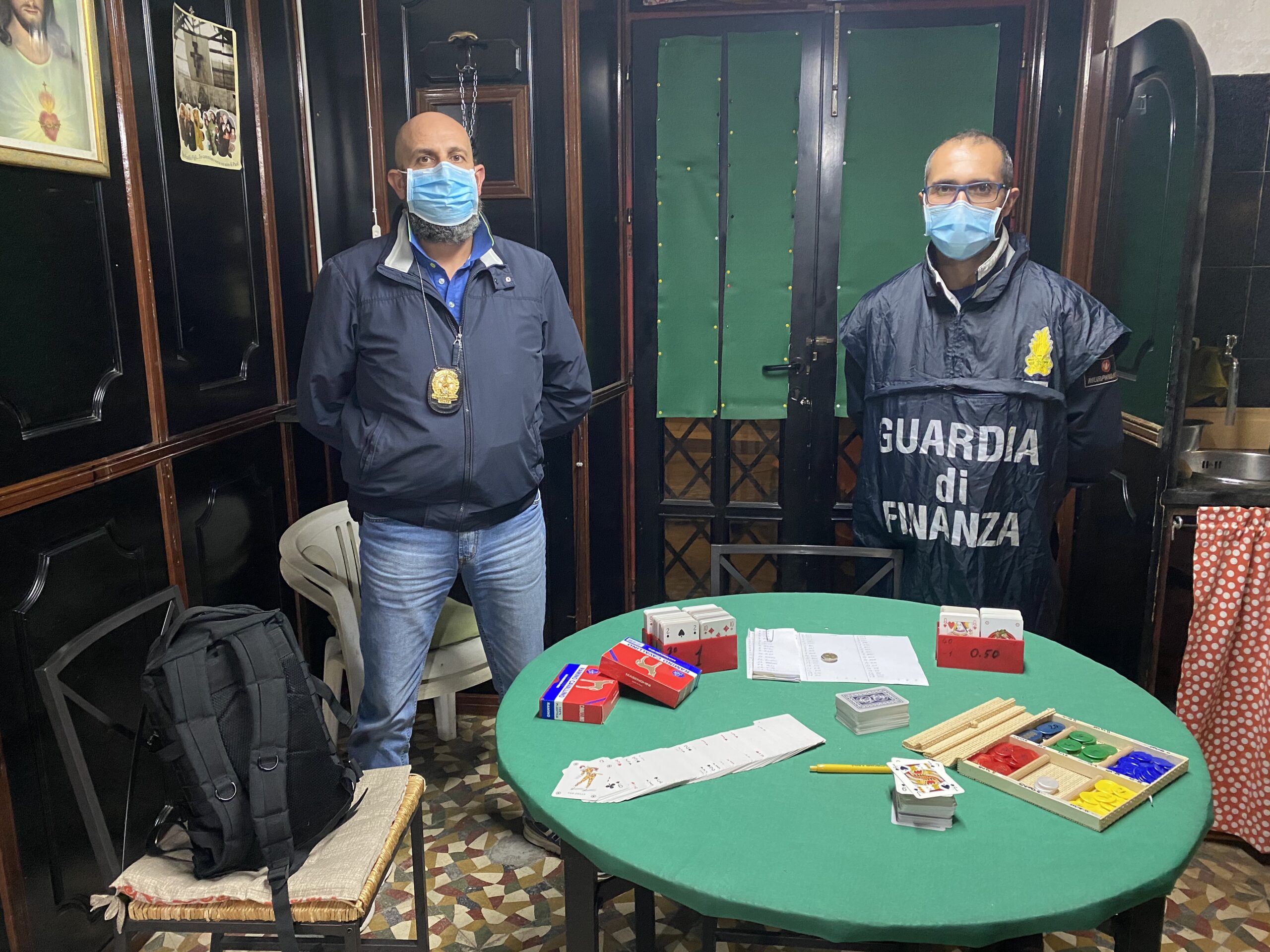 Bisca clandestina a Bagheria,  sequestrata la sala: 7 denunciati