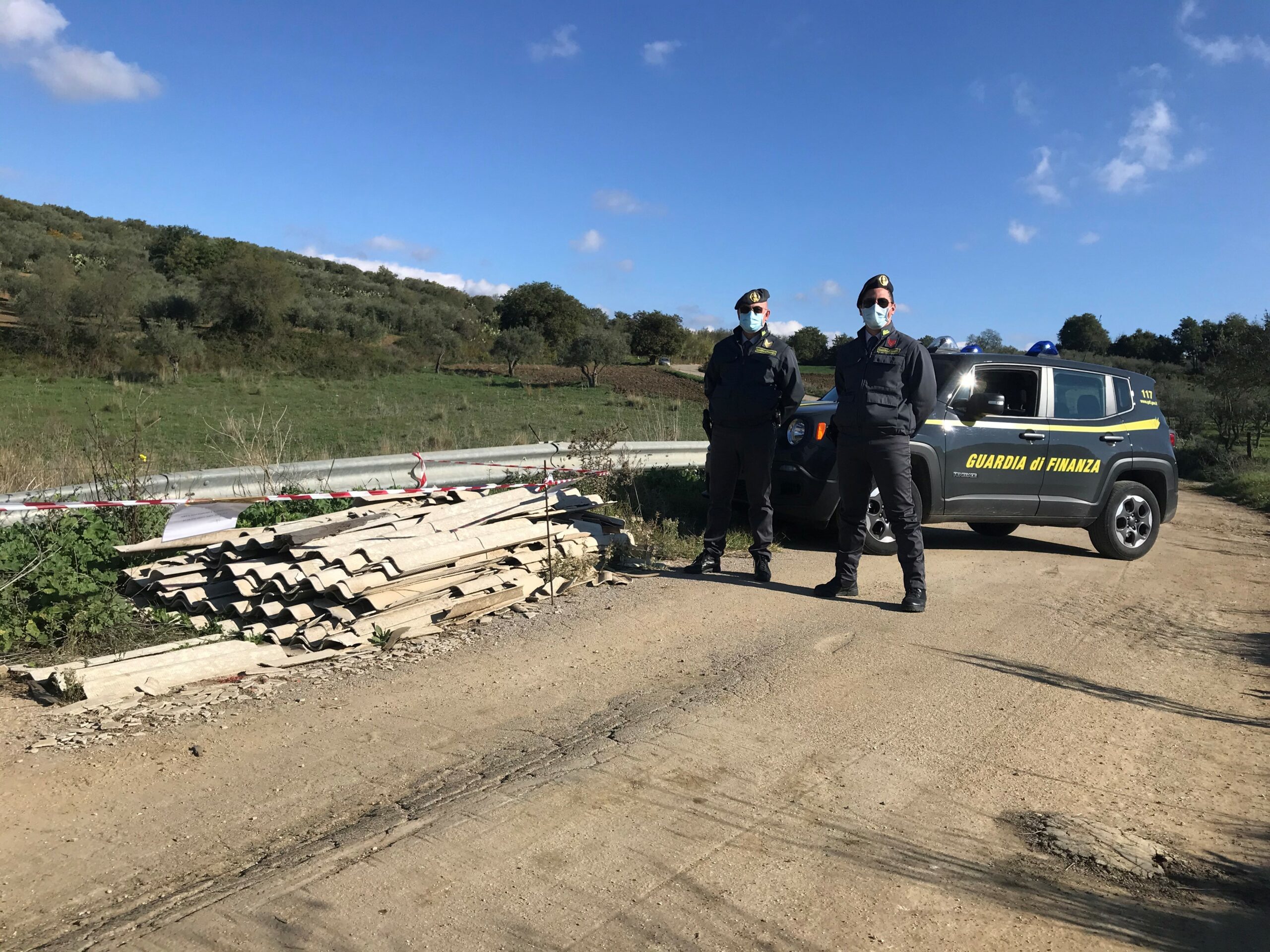 Sequestrata discarica abusiva con eternit a Corleone (Pa)