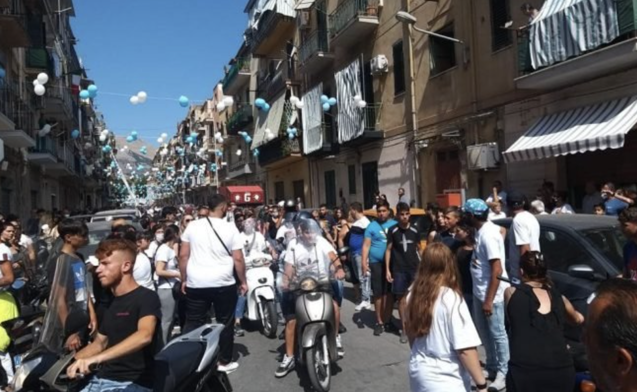 Aggredirono poliziotti al funerale di Agostino a Palermo, 8 denunce