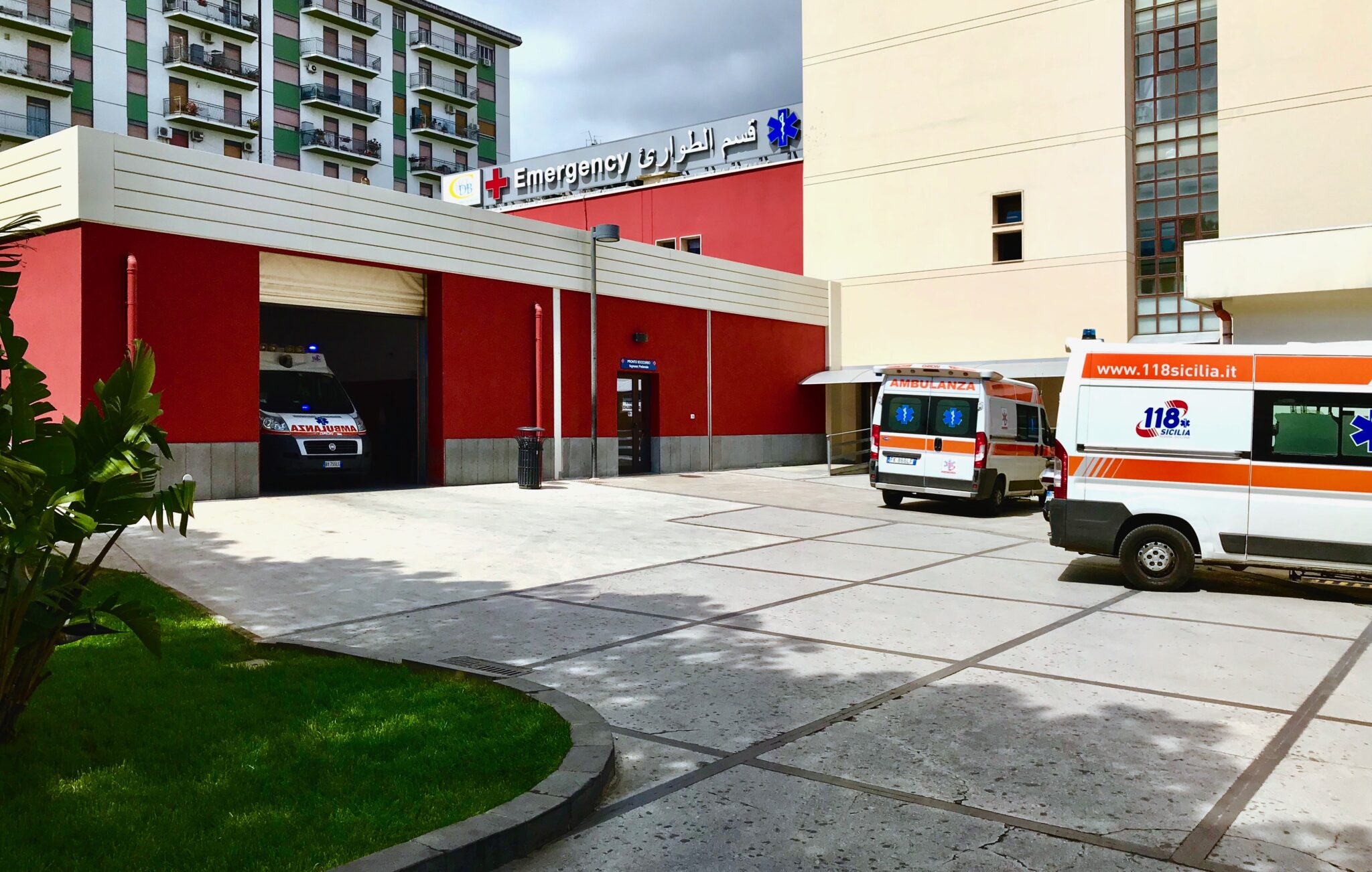 Sanitari contagiati al Civico di Palermo, negativi gli altri tamponi