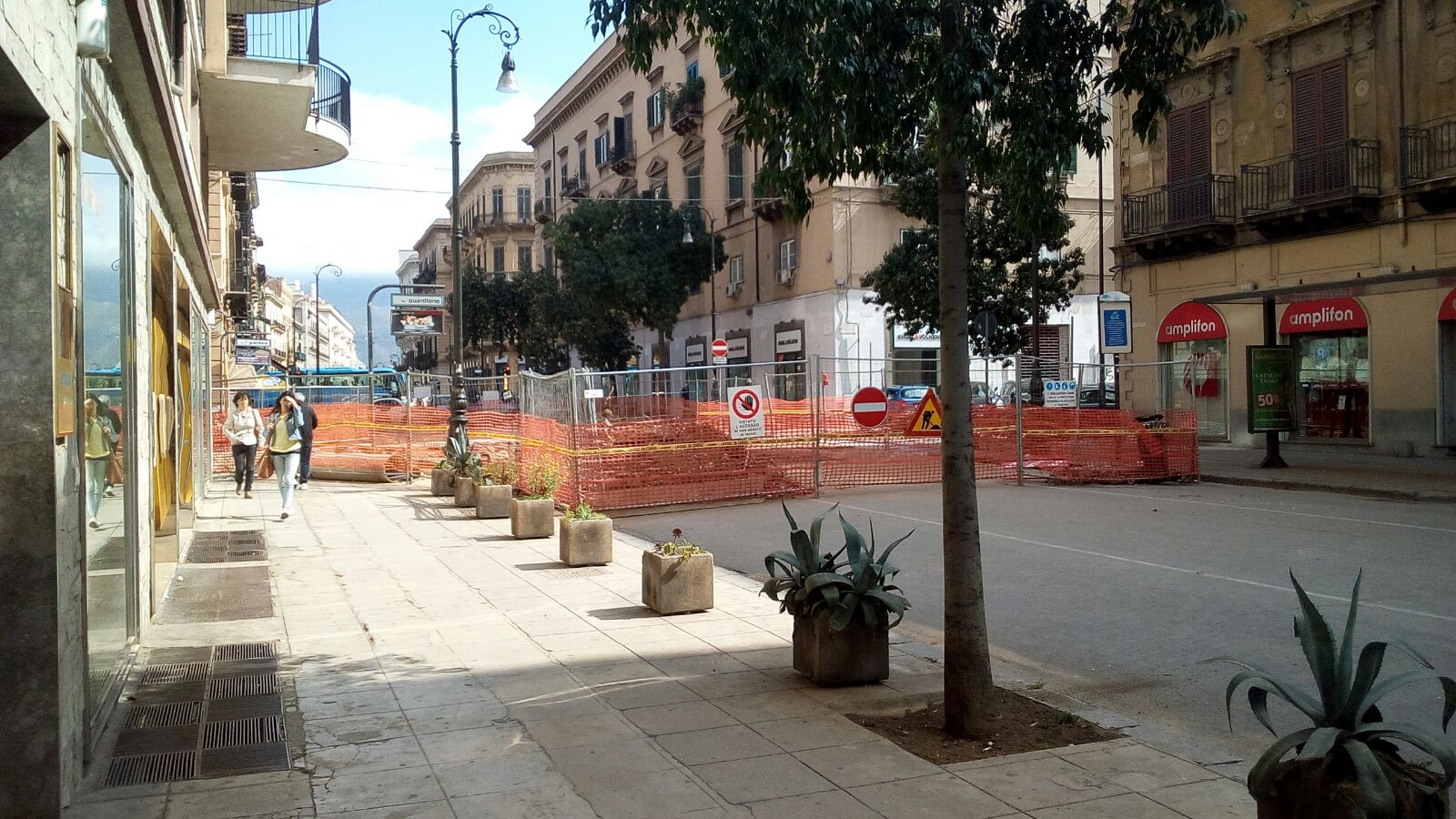 Cantieri nel centro di Palermo, nessuna consegna a dicembre