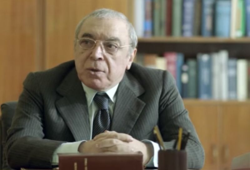 Frassica “Ho conquistato il pubblico con la comicità surreale”