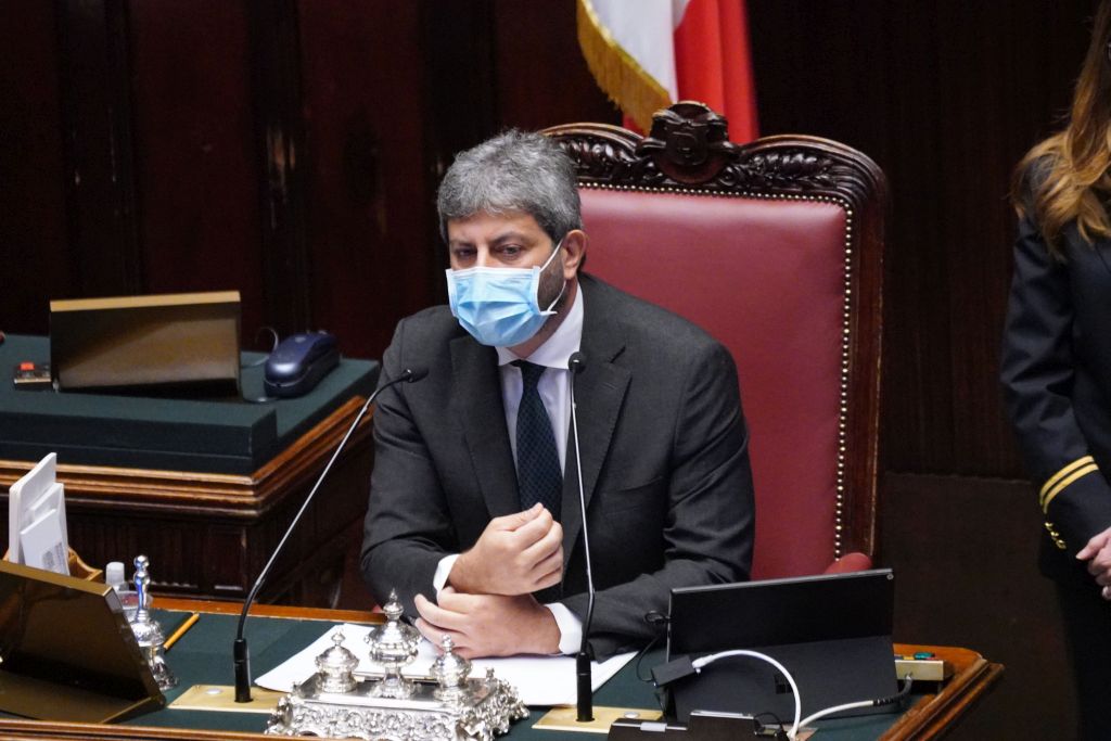 Fico “M5S e maggioranza hanno il dovere di sostenere Conte”