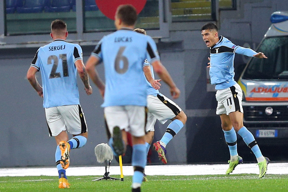 Lazio agli ottavi di Champions, 2-2 con il Bruges