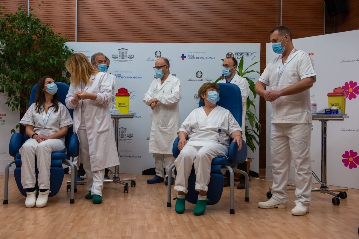 Vaccino anti-Covid, l’Italia riparte dallo Spallanzani