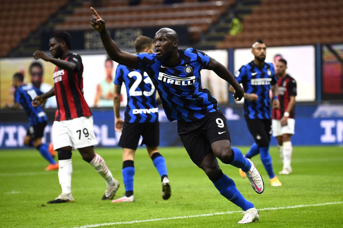 Sondaggio allenatori Serie A, Milan sorpresa e titolo all’Inter