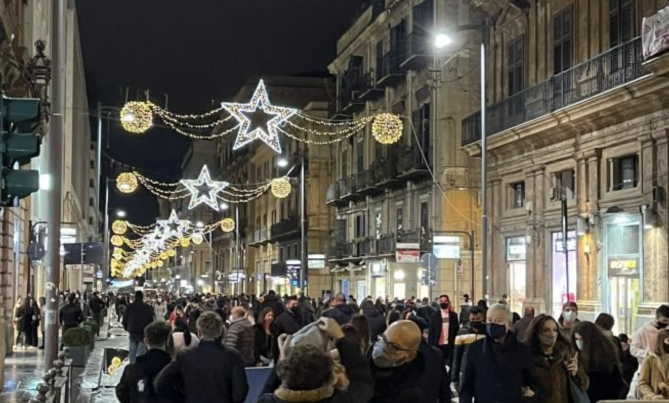 Frena il contagio in Sicilia, ma troppa gente per strada