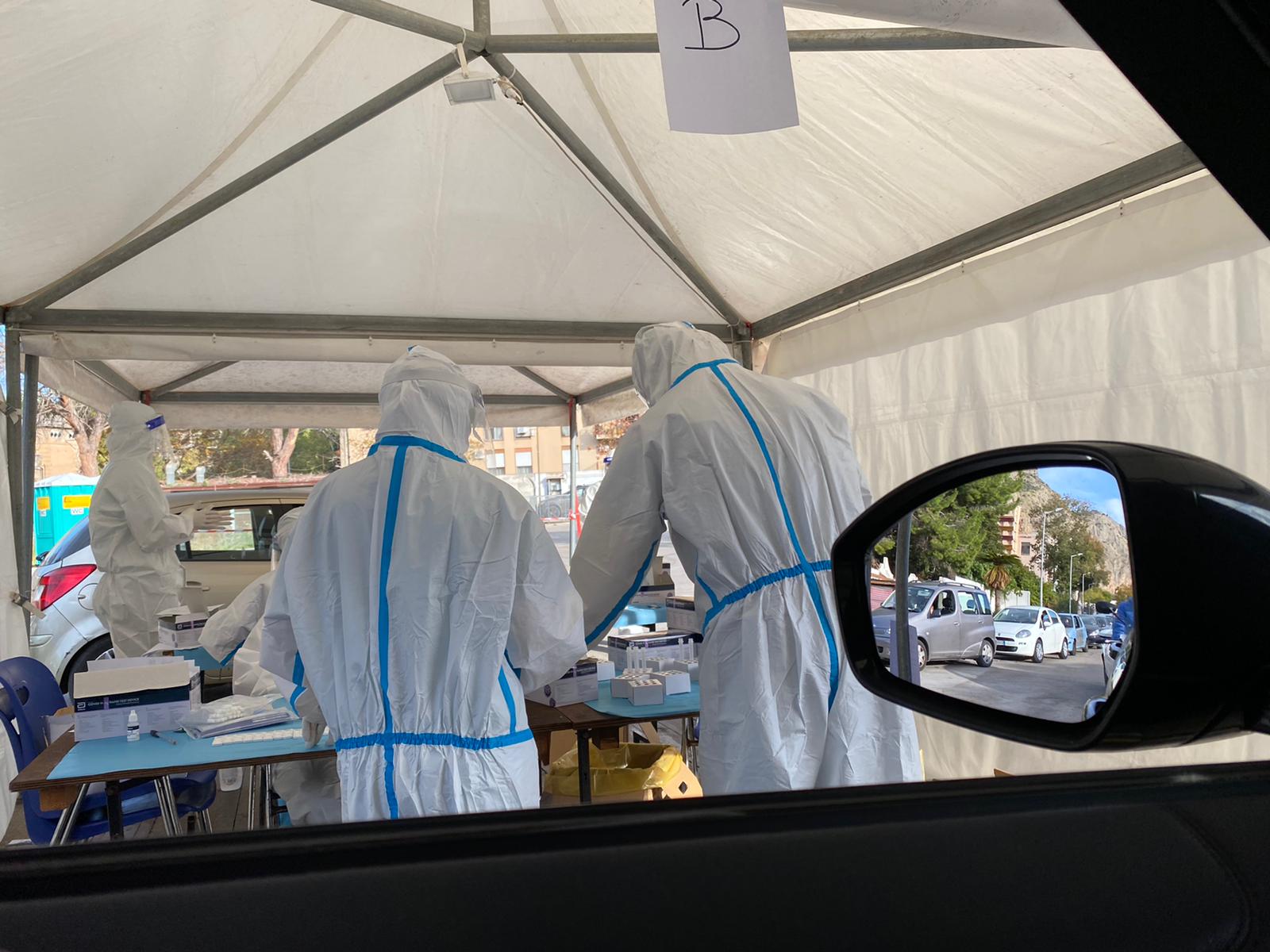 Picco di contagi a Palermo, 500 alla Fiera negli ultimi 2 giorni