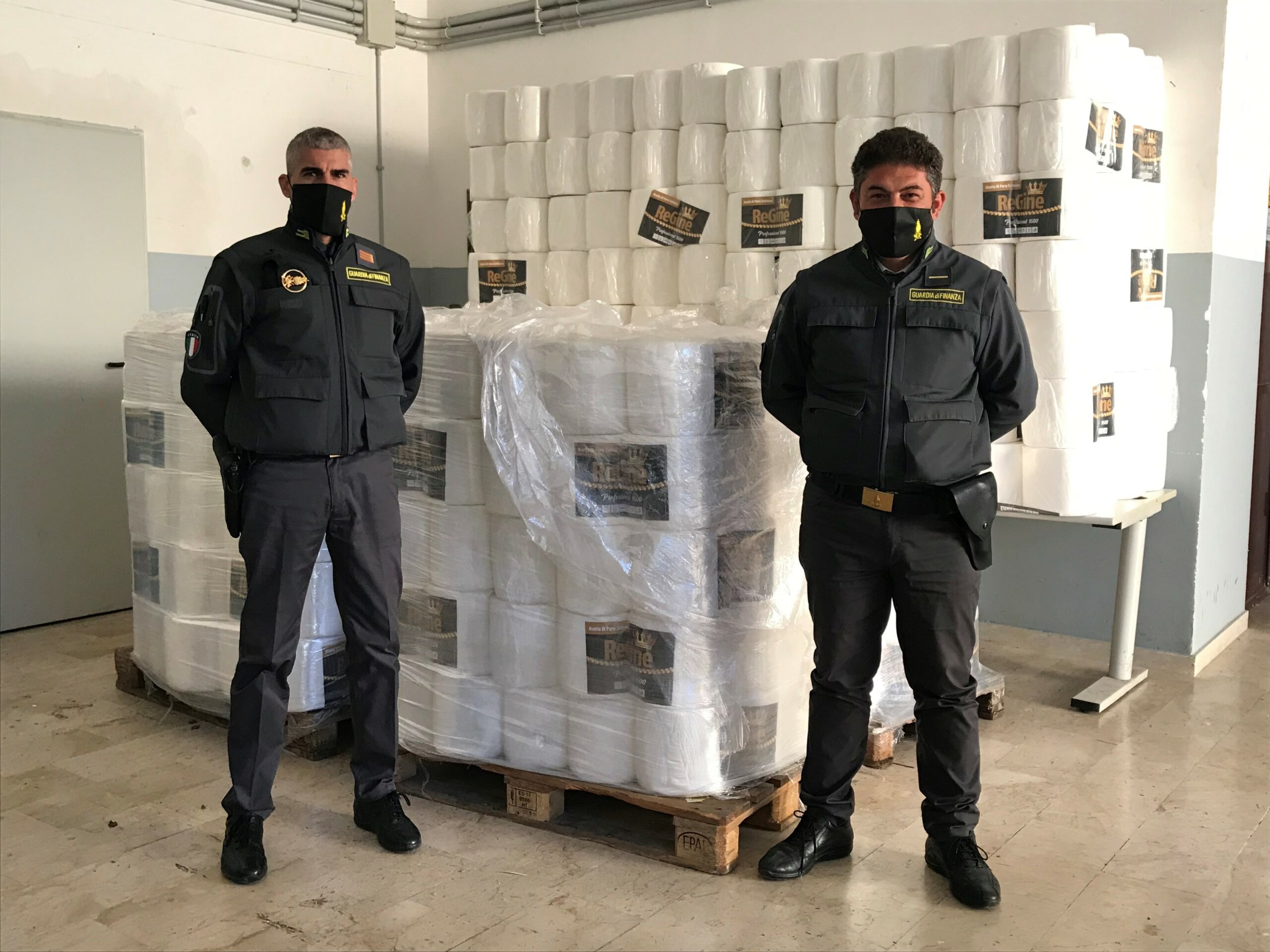 Guardia di Finanza sequestra pesce non sicuro nel palermitano