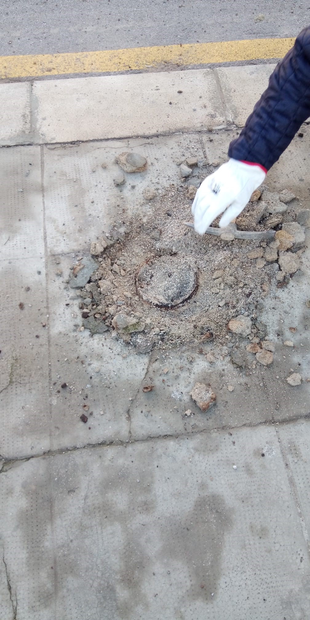 Il Comune di Palermo ricolloca 88 pali dell’illuminazione pubblica