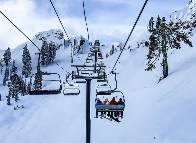 Speranza firma ordinanza per riapertura impianti sci il 18/1