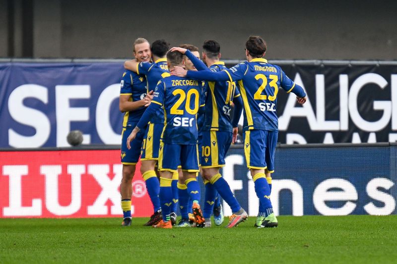 Lozano non basta al Napoli, il Verona vince 3-1 in rimonta