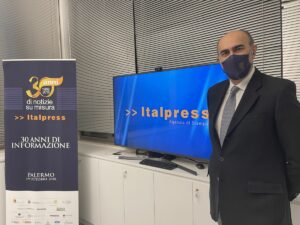 PALERMO (ITALPRESS) - "La Polizia è una categoria a rischio contagio, come le altre forze...