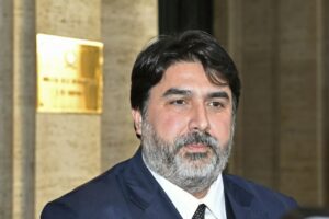 CAGLIARI (ITALPRESS) - In una lettera inviata in serata al ministro della Salute Speranza, il...