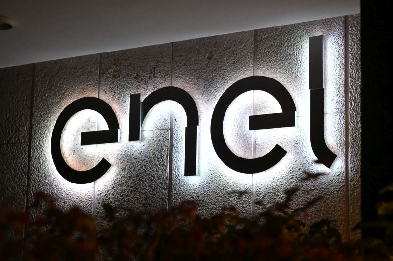 Accordo tra Enel e Crédit Agricole per derivati su sostenibilità