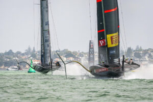 AUCKLAND (NUOVA ZELANDA) (ITALPRESS) - Luna Rossa Prada Pirelli domina American Magic e si porta sul...