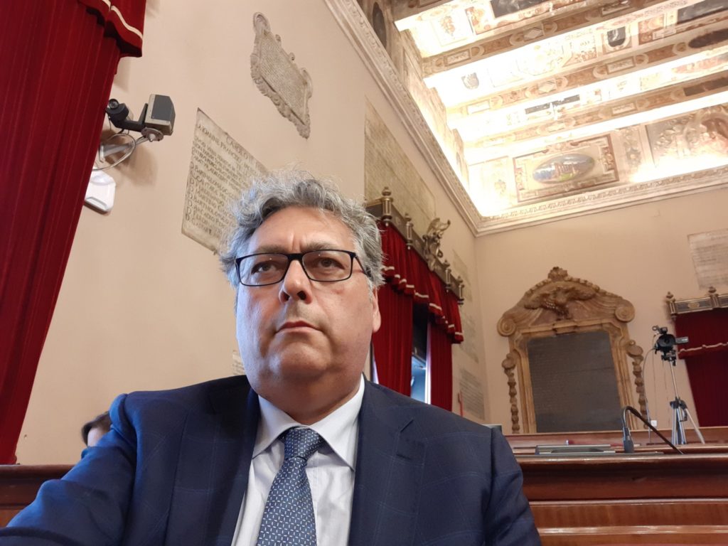 Palermo, Sala “Avanti Insieme”: nuova direttiva sull’acqua potabile